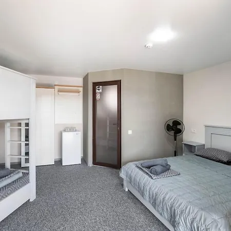 Hotel Kredo *
